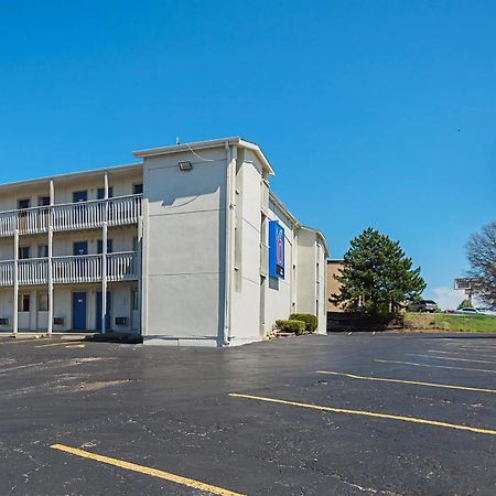 Motel 6-Blue Springs, Mo Buitenkant foto
