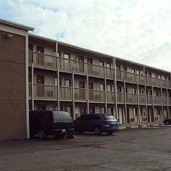 Motel 6-Blue Springs, Mo Buitenkant foto